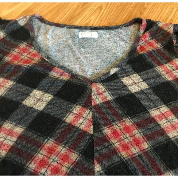 24/7 Maurices Plaid Twist Front Top Womens XL Red Black - Picture 4 of 11